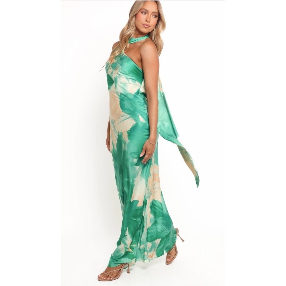 Petal & Pup Eliza Maxi Dress Green Halter Open Back Satin Size M NWT